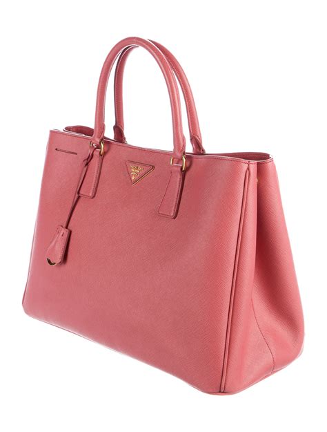 prada saffiano lux handbag